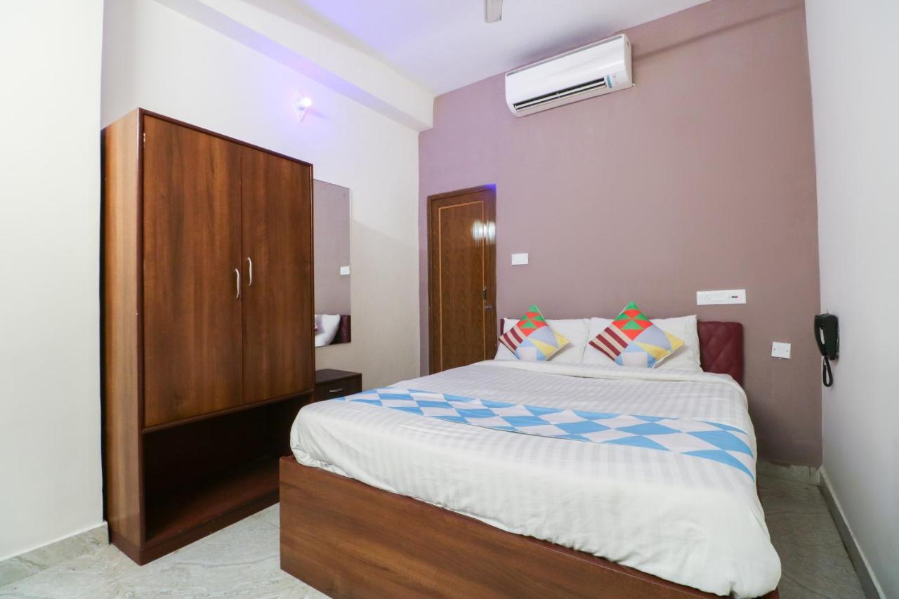 Hotel O Adri Hotels Near Dum Dum Metro Station Kültér fotó